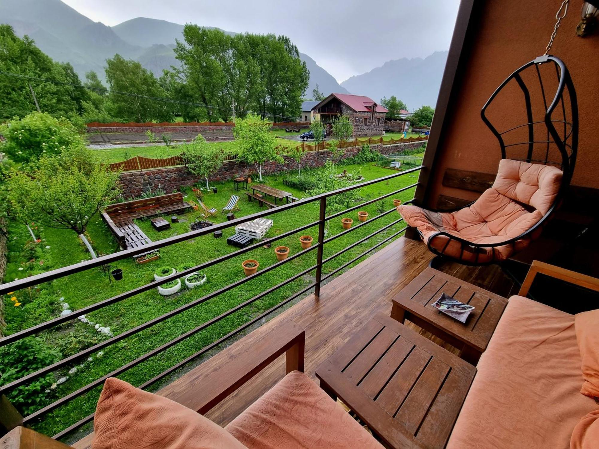 ---Allegria House--- Kazbegi Bagian luar foto