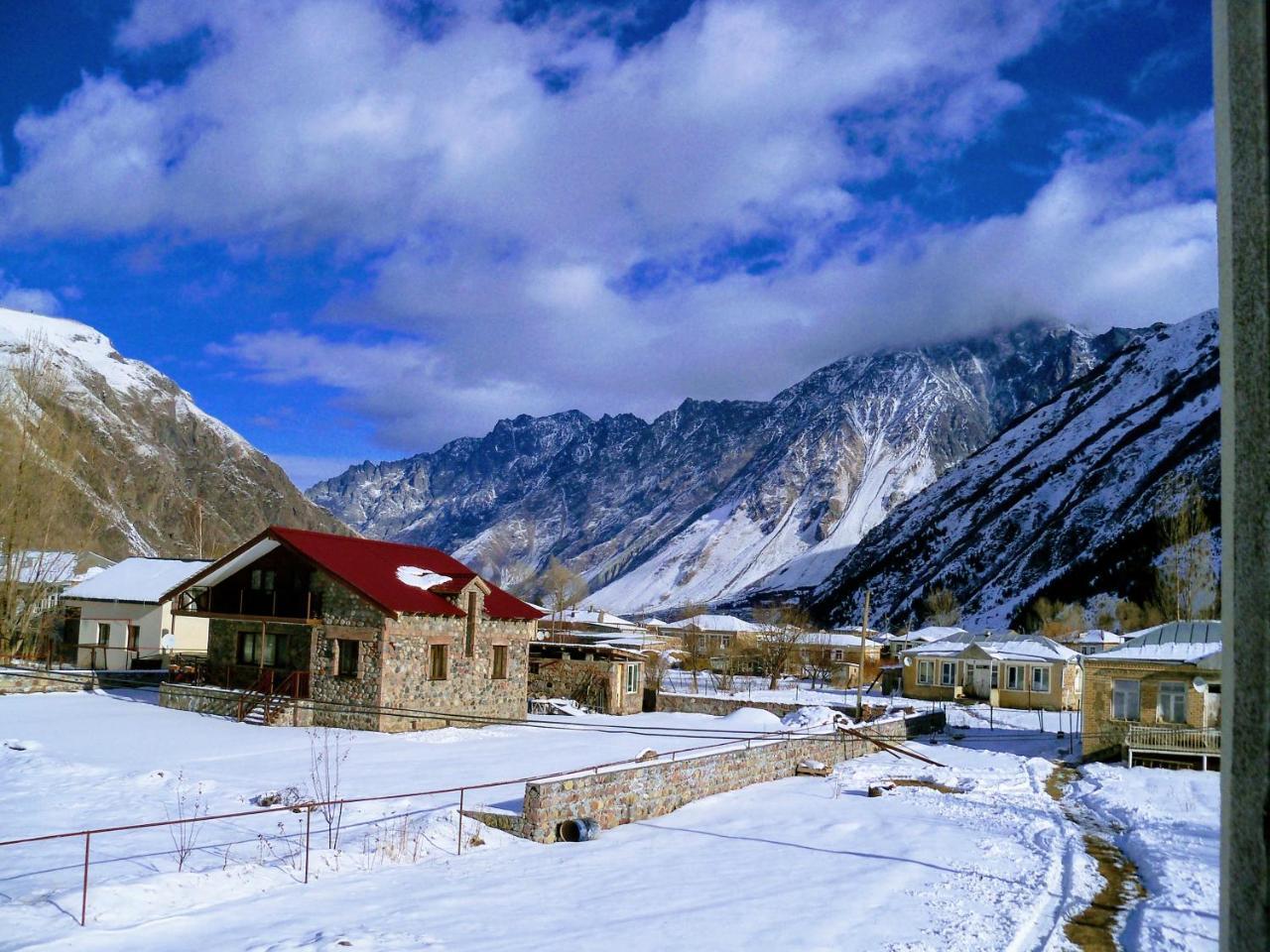 ---Allegria House--- Kazbegi Bagian luar foto