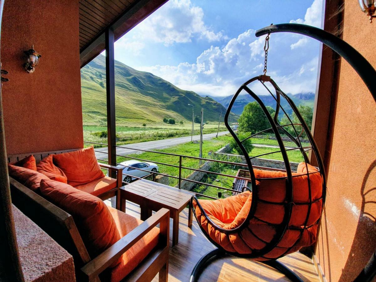 ---Allegria House--- Kazbegi Bagian luar foto