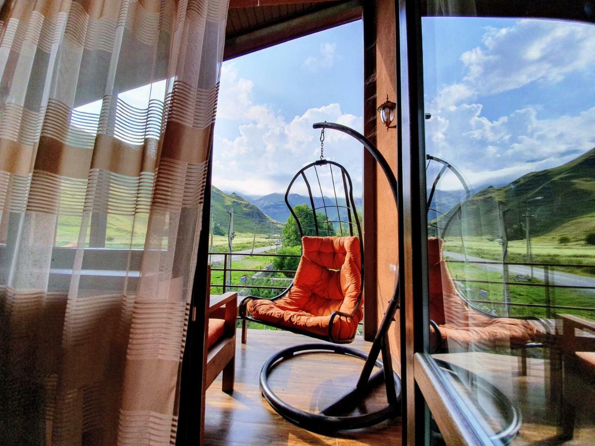 ---Allegria House--- Kazbegi Bagian luar foto