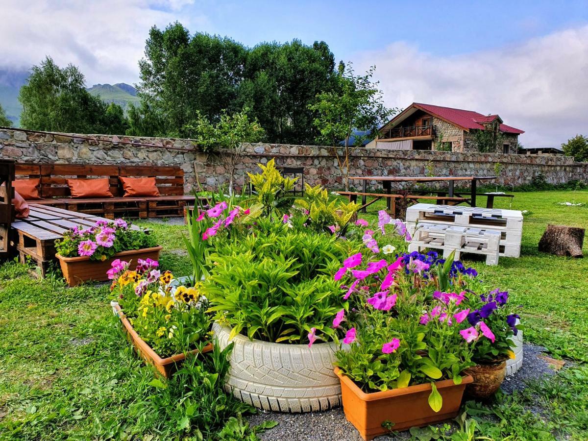 ---Allegria House--- Kazbegi Bagian luar foto
